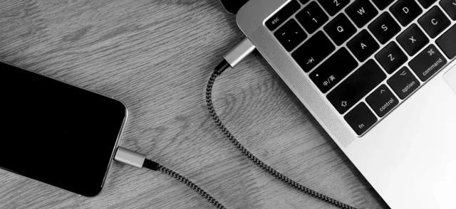 更快更強，GODO蘋果PD快充數(shù)據(jù)線評測